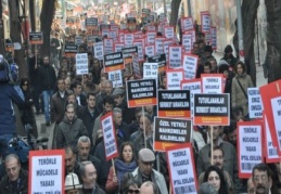 Muhalefet eden herkes sindirilmeye ve baskı altına lınmaya çalışılıyor