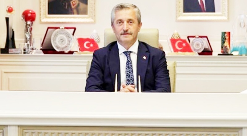 “Muhtarlık, fedakarlık ve sevgi gerektiren zor bir görev"