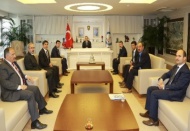 Muhtarlıkta oturup maaş alma dönemleri çok geride kaldı