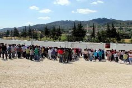 Mülteci konusu, &#8220;az sayıda parlak noktadan biri&#8221; olarak nitelendirildi