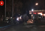 Mültecilerin bulunduğu araç kaza yaptı: 17 ölü