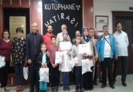 Münifpaşa İl Halk Kütüphanesi en çok kitap okuyan üyelerine hediye verdi