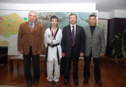 Murat Çıngı, Türkiye Tekvando GAP İlleri Yıldızlar Şampiyonası'nda birinci oldu