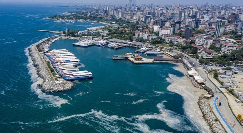 Müsilajın denizin ilk 30 metresinde yoğunlaştığını ve derin sularda olmadığını tespit ettik