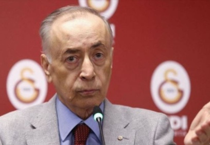Mustafa Cengiz'in cenazesi son kez Nef Stadyumu'na getirildi
