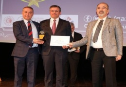 ’Müşteri Memnuniyetini İlke Edinen Firma Ödülü”