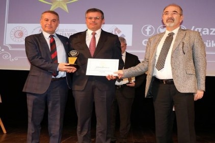 ’Müşteri Memnuniyetini İlke Edinen Firma Ödülü”