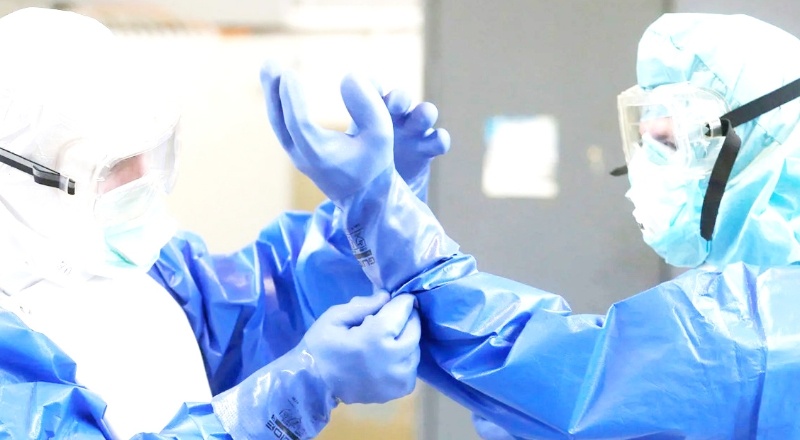 Mutant virüsten sonra sosyal mesafe 1 buçuk metreden 2 metreye çıkartılmalı