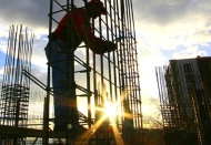 Müteahhit olmak bu kadar kolay: Biraz para, 48 saatte sertifika, üniversite şartı yok