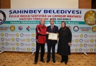 Mutlu aile huzurlu toplum