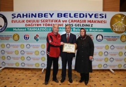 Mutlu aile huzurlu toplum