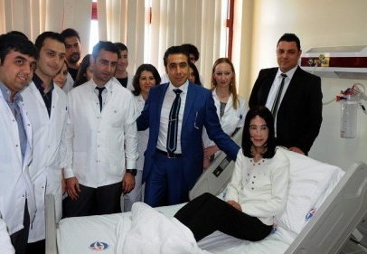 Müzik yerine anne-babasının istediğini seçti