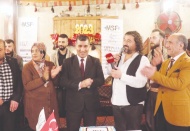 Müzsan 12’nci kuruluş yıldönümünü pasta keserek kutladı