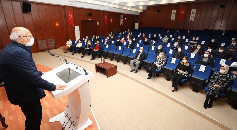Naci Topçuoğlu MYO Müdürü Prof. Dr. Bozkurt: “Sanayicilerimizin her zaman yanındayız”