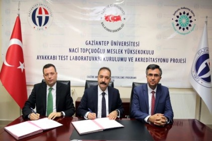 Naci Topçuoğlu MYO&#8217;da Akredite Ayakkabı Test Laboratuvarı kuruluyor 