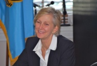 Nancy Mc Eldowney konferans verecek