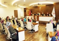 ‘Nar Hanım Ellerde Hayat Buluyor’ projesi ile nar eğitimi başladı