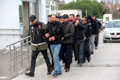Narkotik operasyonunda gözaltına alınanlar adliyeye sevk edildi
