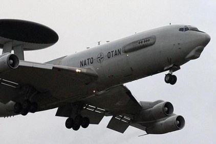 NATO Uçakları IŞİD&#039;le mücadele için Türkiye hava Ssahasında uçacak 