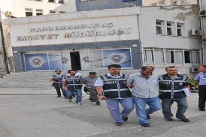 Naylon savcı ve polislerden 150 bin TL&#8217;lik vurgun 