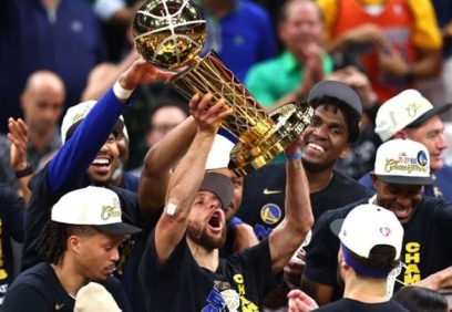 NBA'de 2021-2022 sezonunun şampiyonu Golden State Warriors