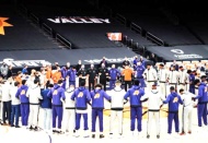 NBA’de diz çökerek Trump protestosu