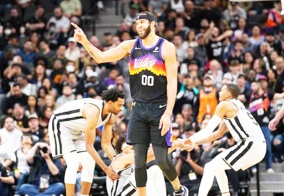 NBA'de Suns hız kesmiyor