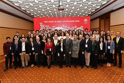 “Ne kadar çok kaliteli insan yetiştirebilirsek memlekete o nispette hizmet etmiş olacağız”