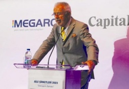 “Ne yapıp edip, 5, 10 ve 25 yıllık planlar yapmalı ve uygulamaya koymalıyız”