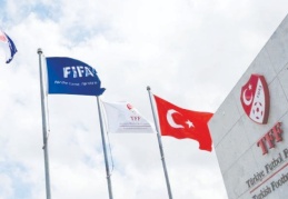 Nihat Özdemir: "Kulüpler yüzde 50 kapasiteyle seyirci alabilecek"