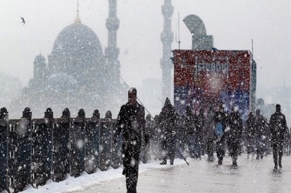 Nihayet bize de kar geliyor