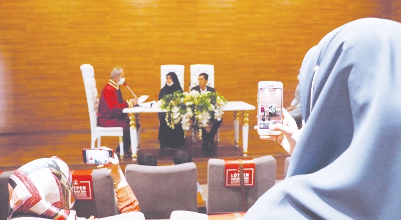 Nikah salonlarında yoğunluk yaşanıyor