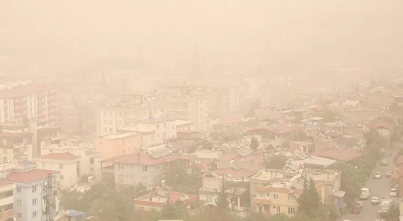 Nisan yağmurlarının yerine toz taşınımı