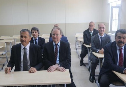Nizip Mülteci Kampı'nda eğitim hayatı başlıyor