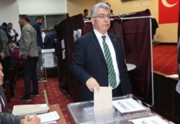 Nizip Ticaret Odası’nda 525 üye oy kullandı