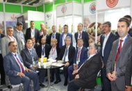 Nizip Zeytini ve Zeytinyağı İzmir’de Ulusal Pazarında