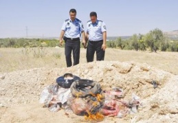Nizip'te 300 kilo bozuk et imha edildi 