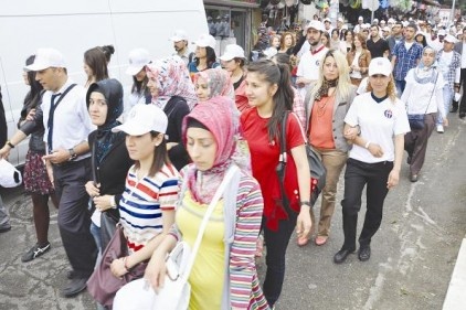 Nizip&#8217;te 2.Bahar Şenliği Coşkusu Başladı