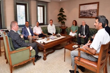 Nizip&#8217;teki kamp Kızılay&#8217;a veriliyor