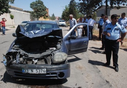 Nizip’teki trafik kazasında 3 kişi yaralandı 