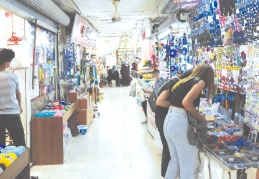Normalleşme başladı, kına ve çeyiz malzemelerine talep arttı