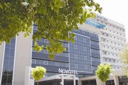 Novotel ve İbis satılıyor mu?