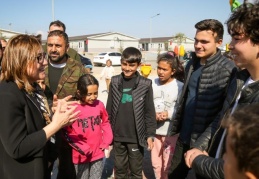 Nurdağı’nda vatandaşları ziyaret ederek çalışmaları inceledi