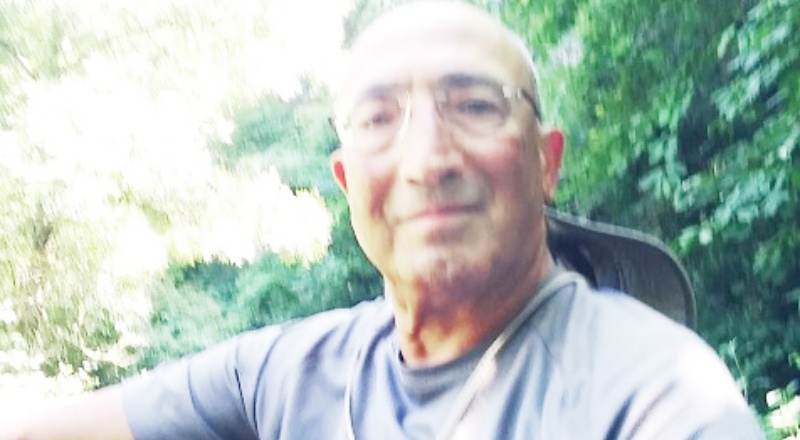 O gülen yüzünü ve kocaman kalbini çok özlüyorum