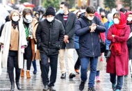 'O maskeleri çöpe atın'