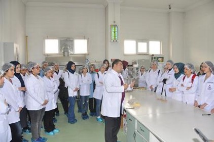 Oba Makarna üretim tesisleri diyetisyen adaylarını ağırladı