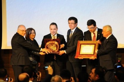 Oba Makarna ve İpek Yem&#8217;e ödül