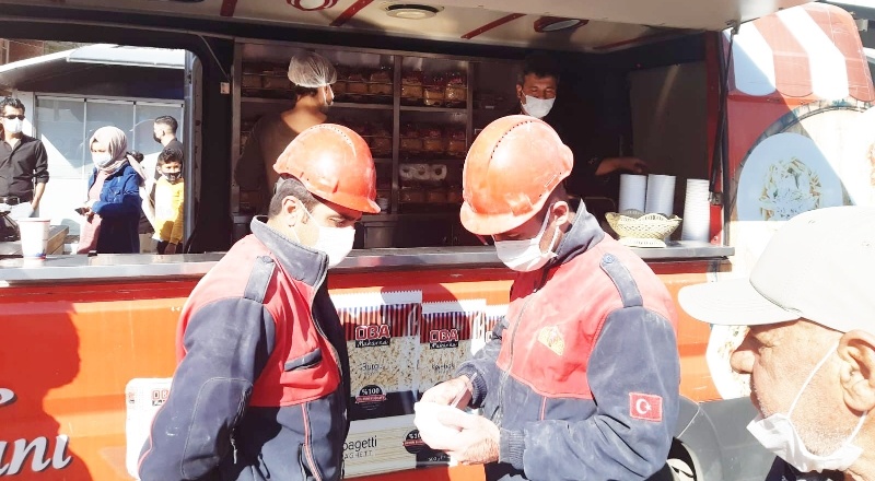 Oba’dan depremzedelere 24 saat makarna desteği
