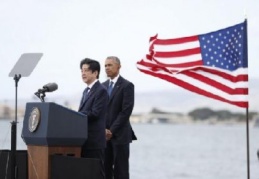 Obama ve Abe'den Pearl Harbor'da tarihi buluşma 