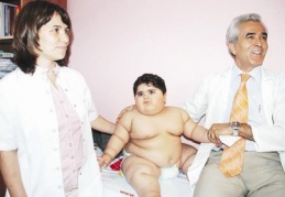 Obez çocuklar diyabet tehlikesiyle karşı karşıya
